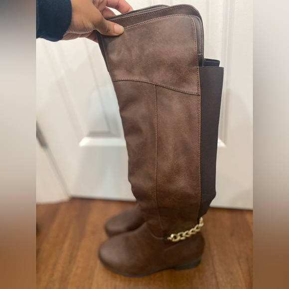 Knee High Boots. - Picture 2 of 2